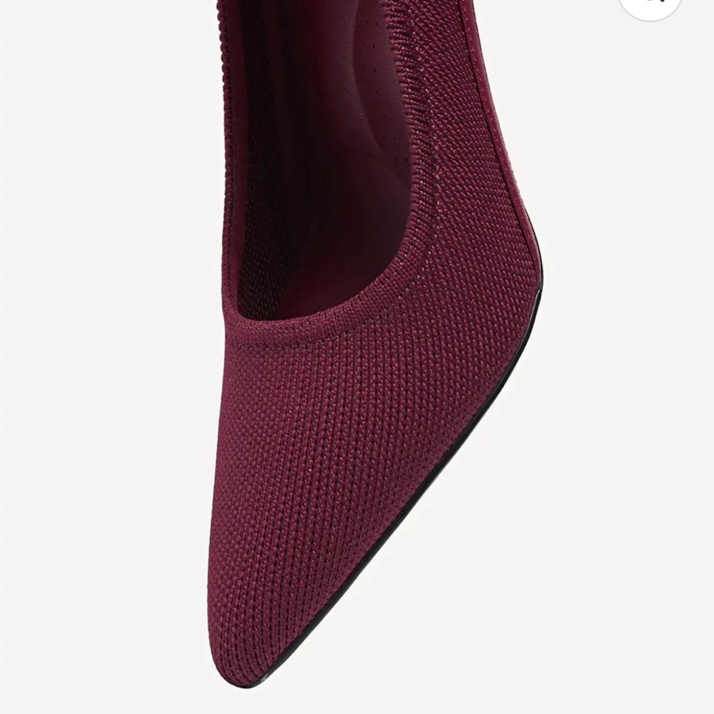 SerpentChic Pointed Toe Heeled Pumps - Picture 4 of 8